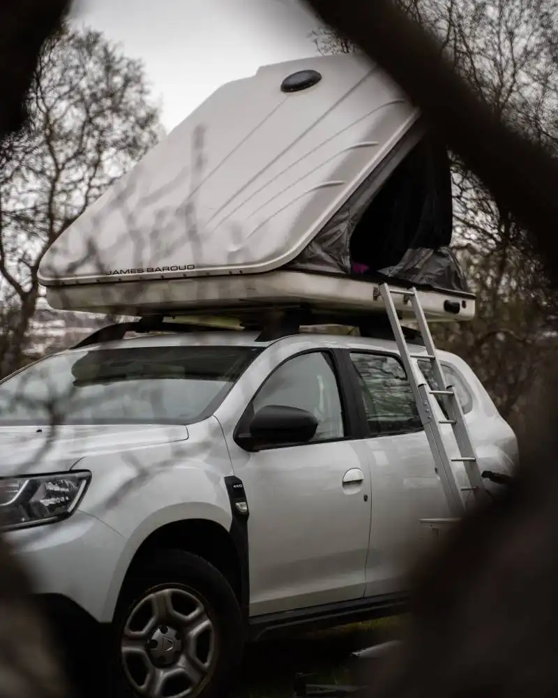 Dacia Duster with Roof Tent
