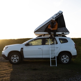 Dacia Duster + Roof Tent - 2023
